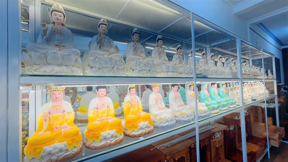 Hình ảnh thực tế tại shop Tài Lộc