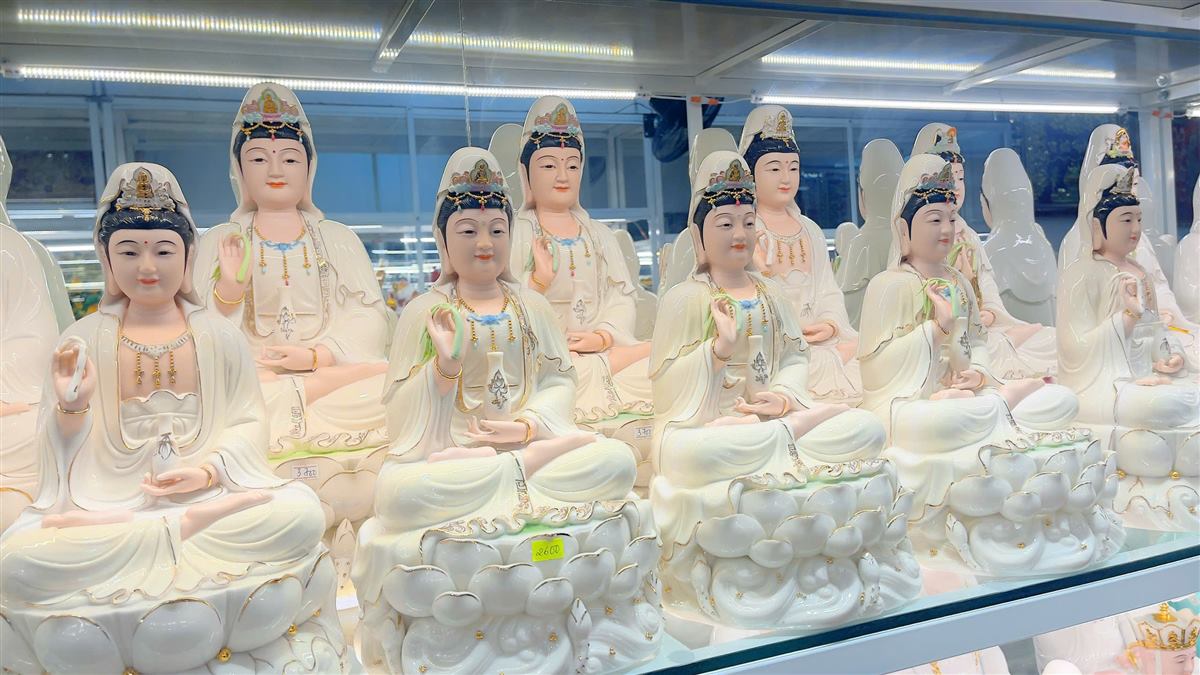 Hình ảnh thực tế tại shop Tài Lộc